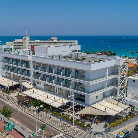 فندق بروتاراس بلازا المظهر الخارجي الصورة